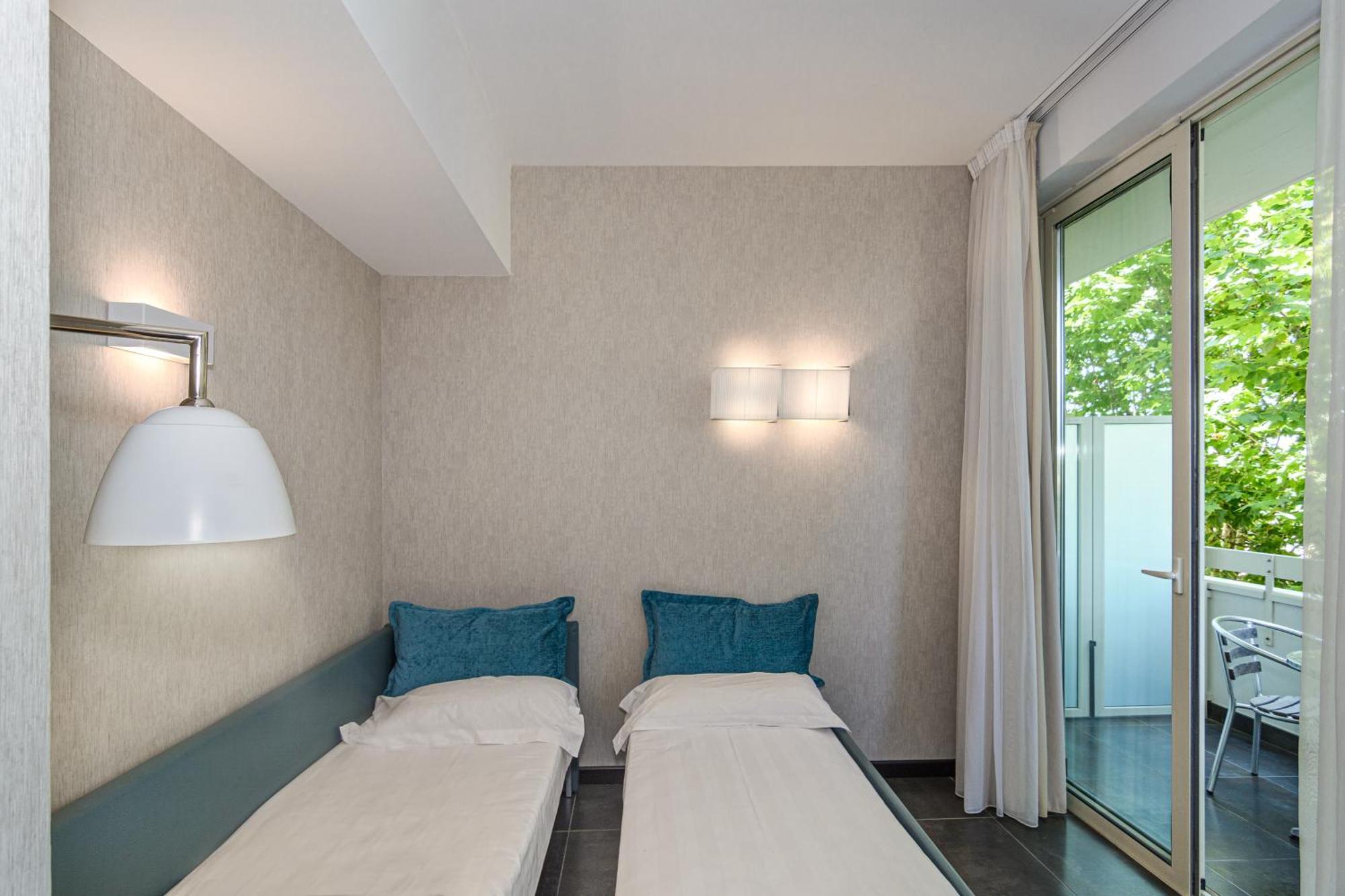 Hotel Joseph 마리아나디피에트라산타 외부 사진